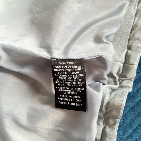 LE CHATEAU Faux Leather Jacket - Picture 4 of 6